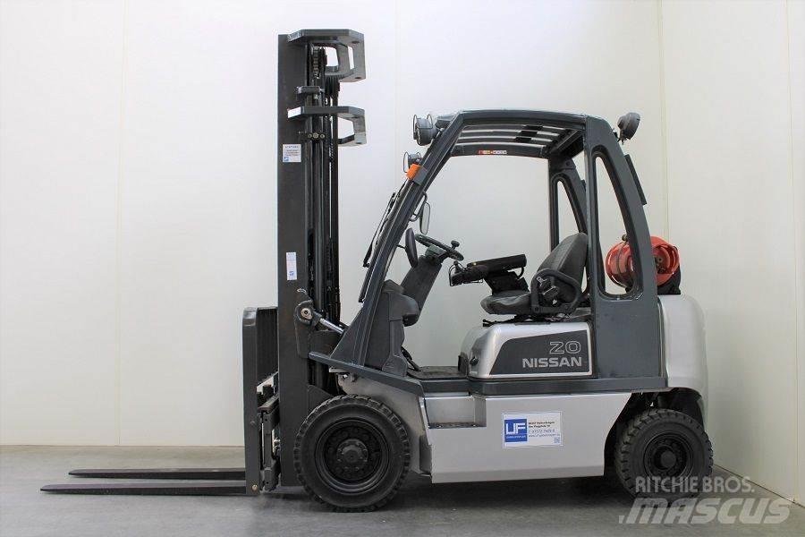 Nissan U1D2A20LQ 天然气叉车
