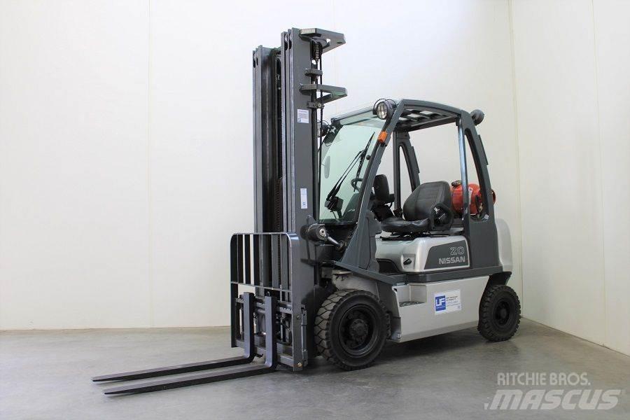 Nissan U1D2A20LQ 天然气叉车