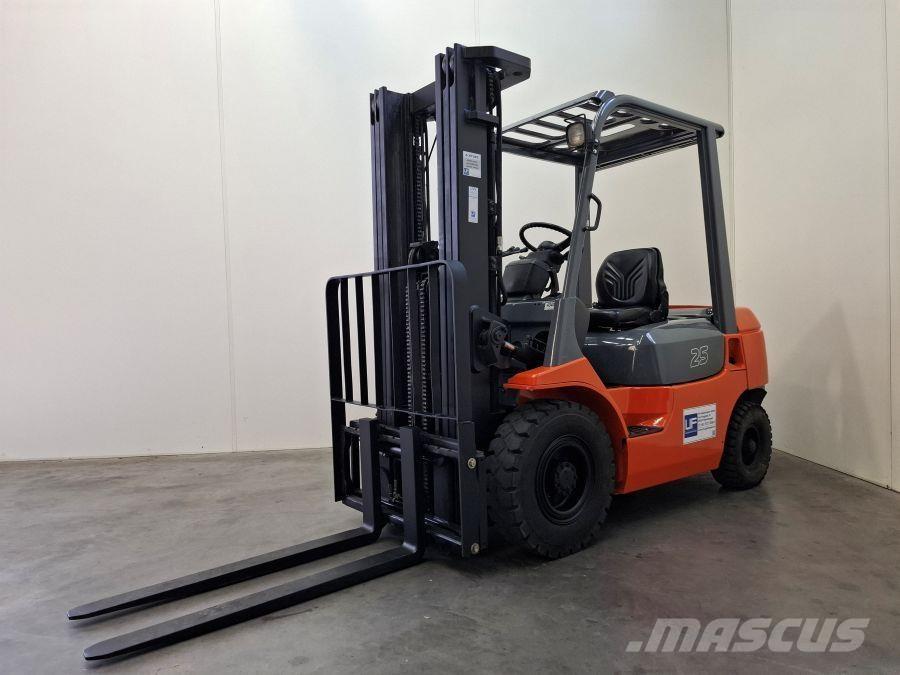 Toyota 62-7FDF25 柴油叉车