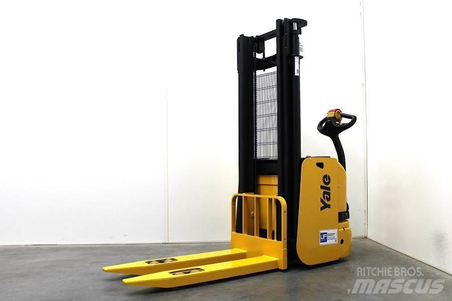 Yale MS 14-30 手推堆垛车