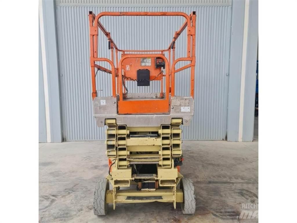 JLG 3246ES 剪叉式升降机