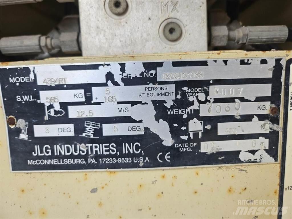 JLG 4394RT 剪叉式升降机