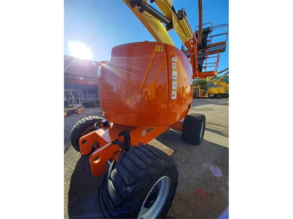 JLG 450AJ 曲臂高空工作平台