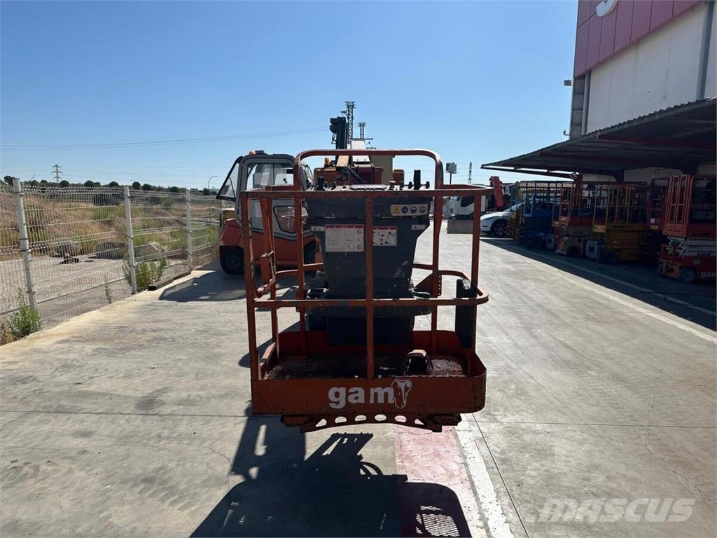JLG E300AJP 曲臂高空工作平台