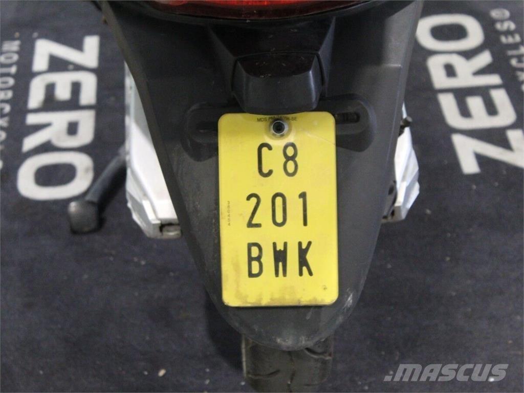  Urban D4 沙滩车