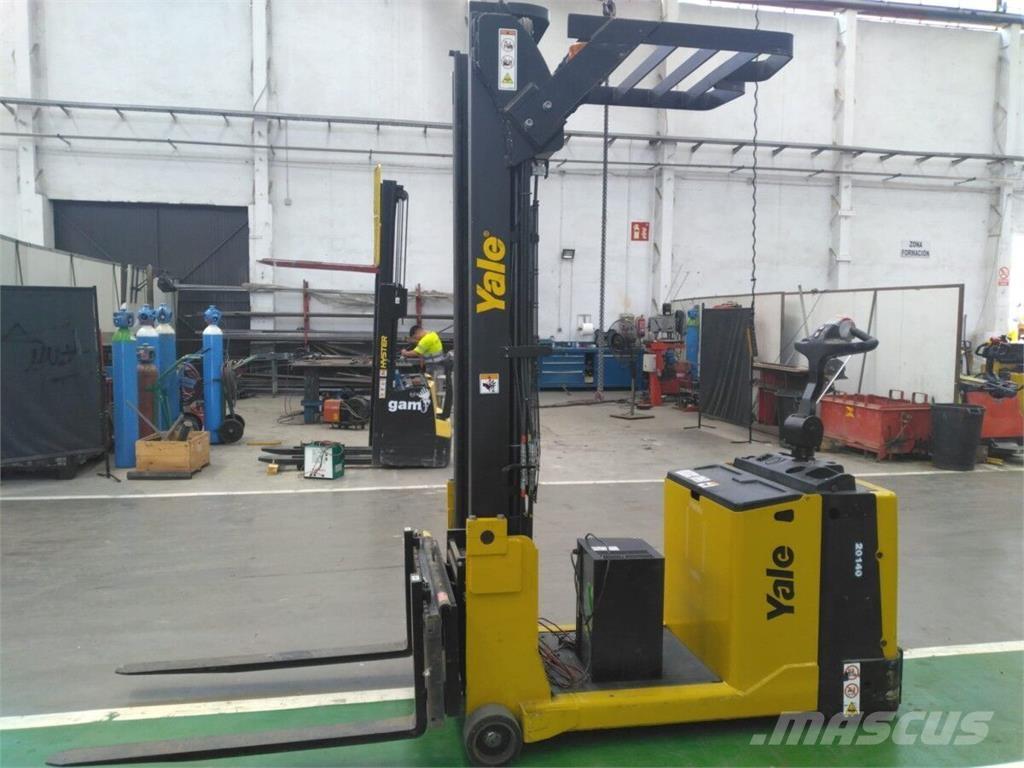 Yale MC12 手托盘堆垛机