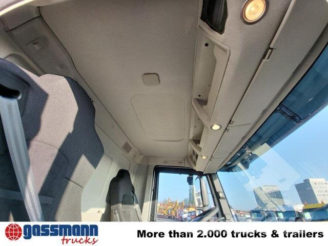 Iveco T-Way 360 6x6 工程吊钩车