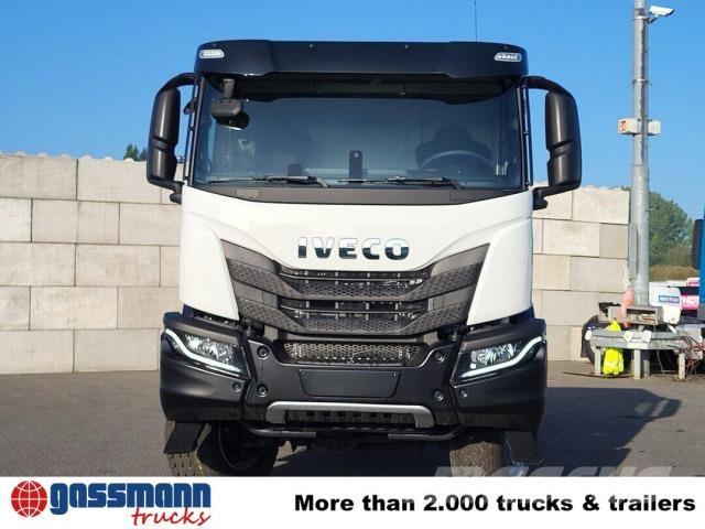 Iveco T-Way 360 6x6 工程吊钩车