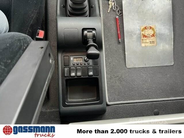 MAN TGL 8.220 4X2 BL 牵引车