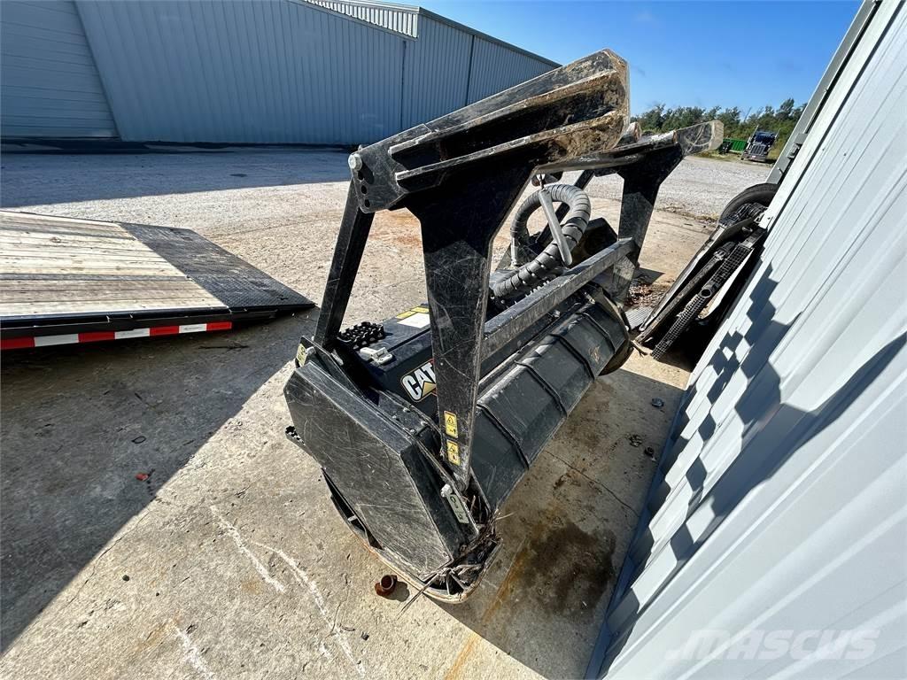 CAT 299D3 滑移装载机