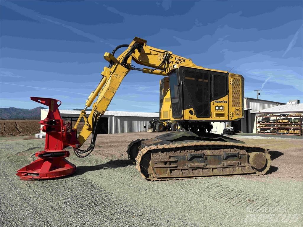Komatsu XT445L-5 伐木机