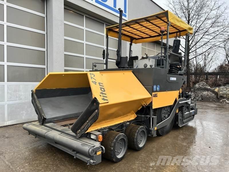  ABG-Volvo Titan 473 沥青摊铺机
