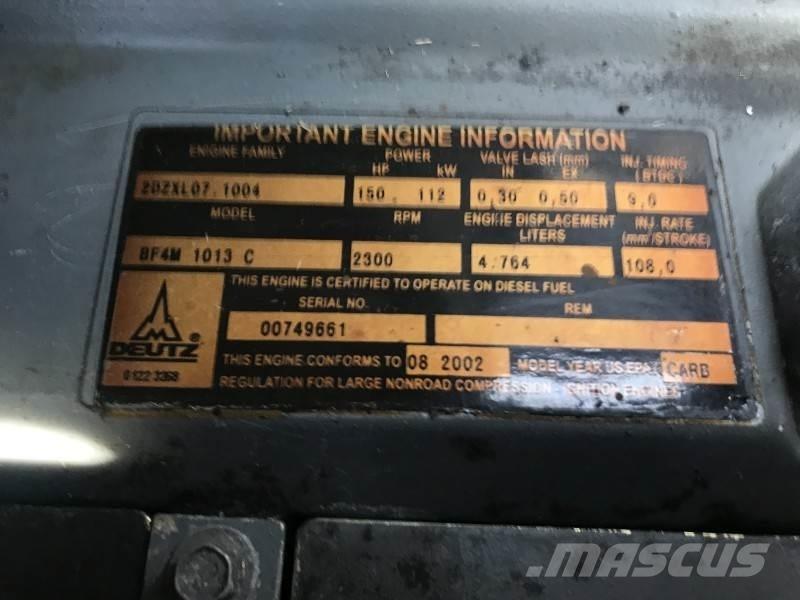 ABG-Volvo Titan 473-2 沥青摊铺机