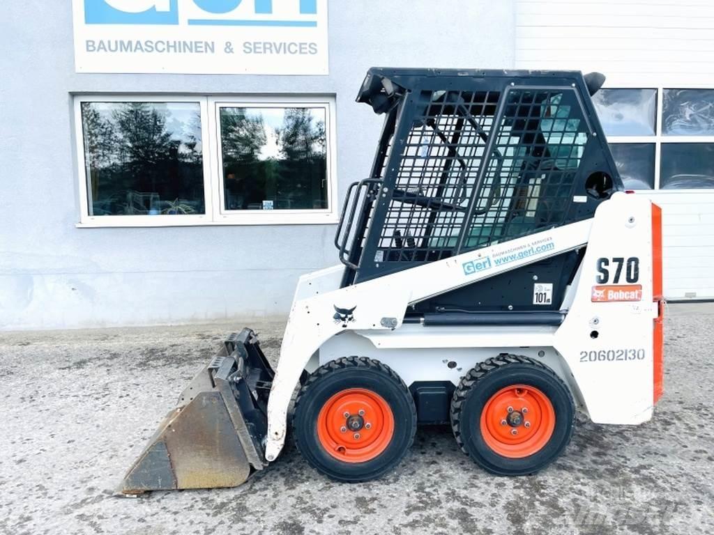 Bobcat S70 滑移装载机