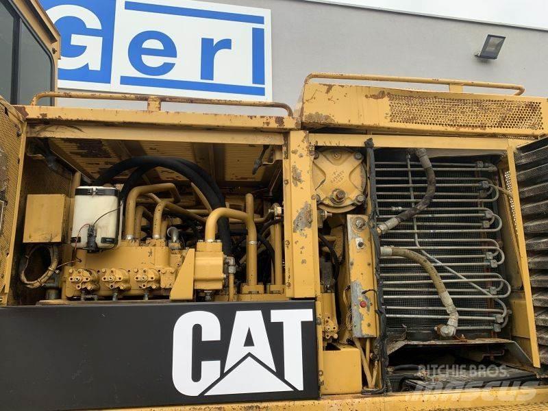 CAT 231 D 履带挖掘机