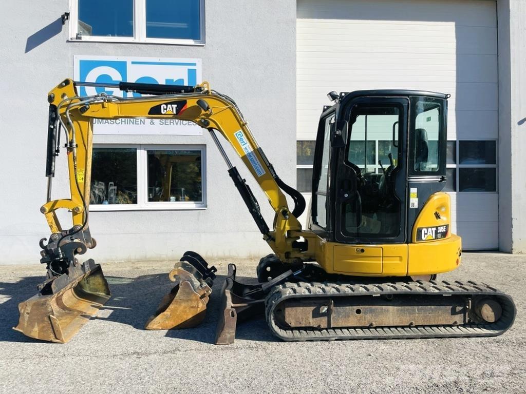 CAT 305E CR 小型挖掘机