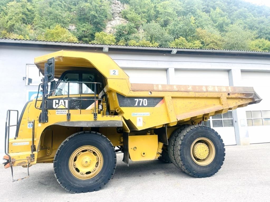 CAT 770 铰接式自卸车