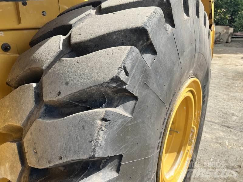 CAT 966 M-XE 轮式装载机