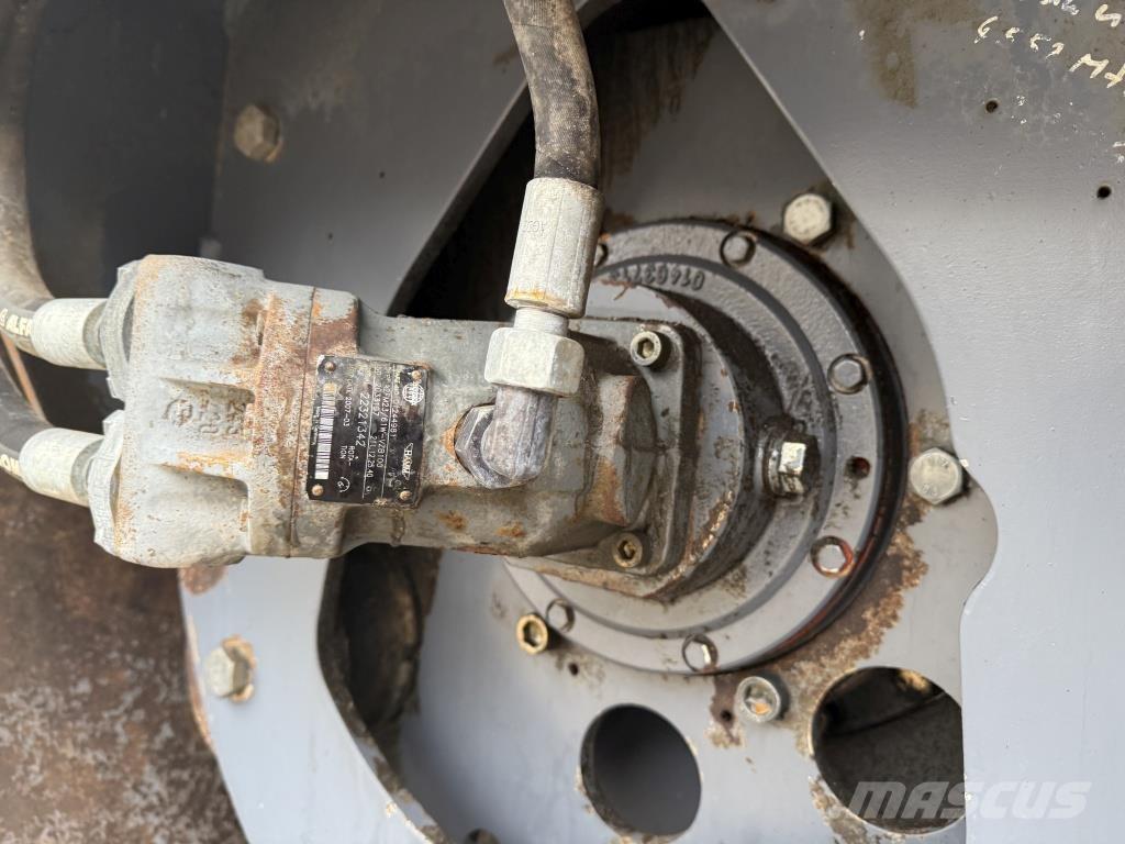 Hamm HD 90 双轮压路机