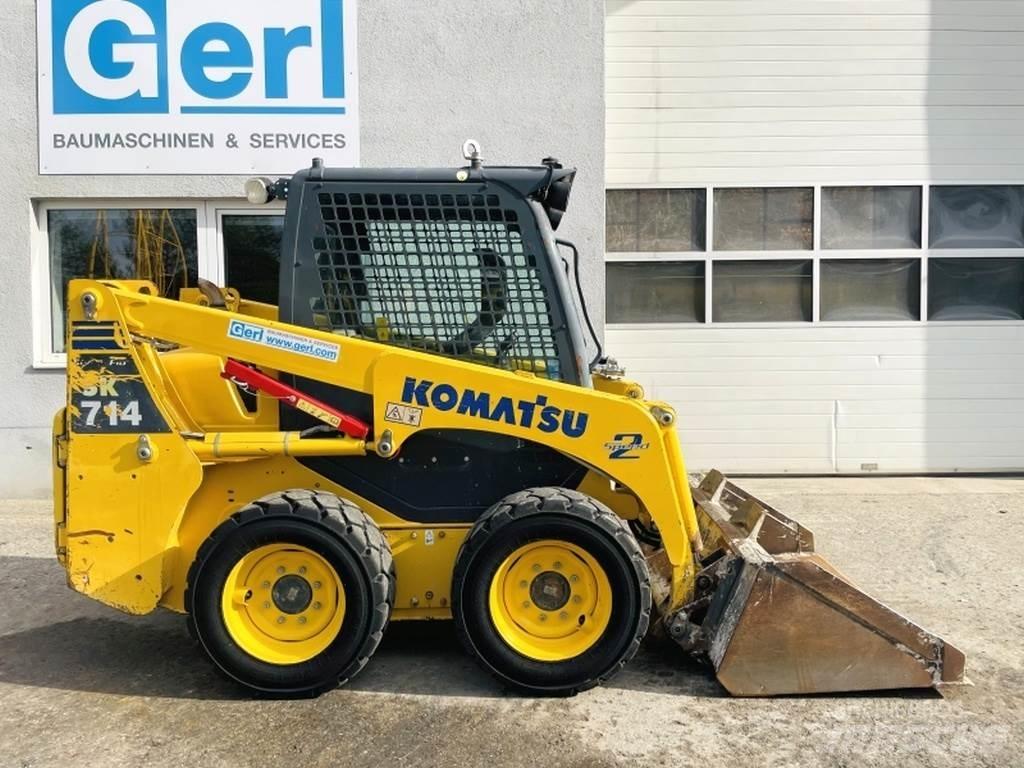 Komatsu SK714-5 滑移装载机