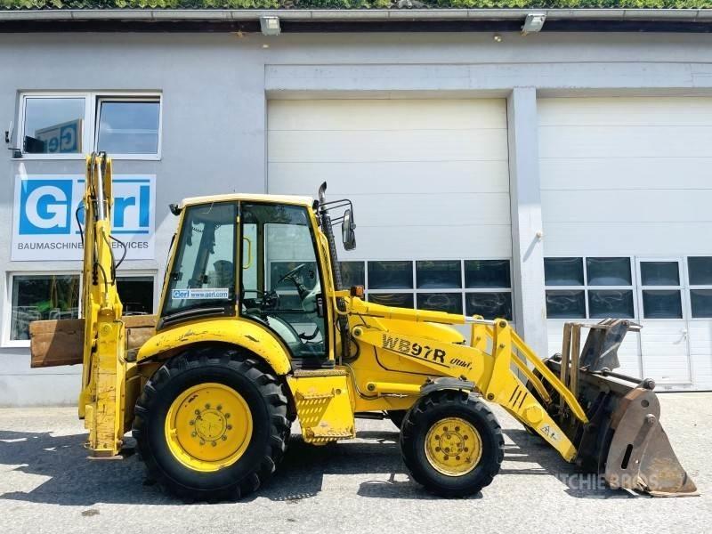 Komatsu WB97R-2 反铲装载机