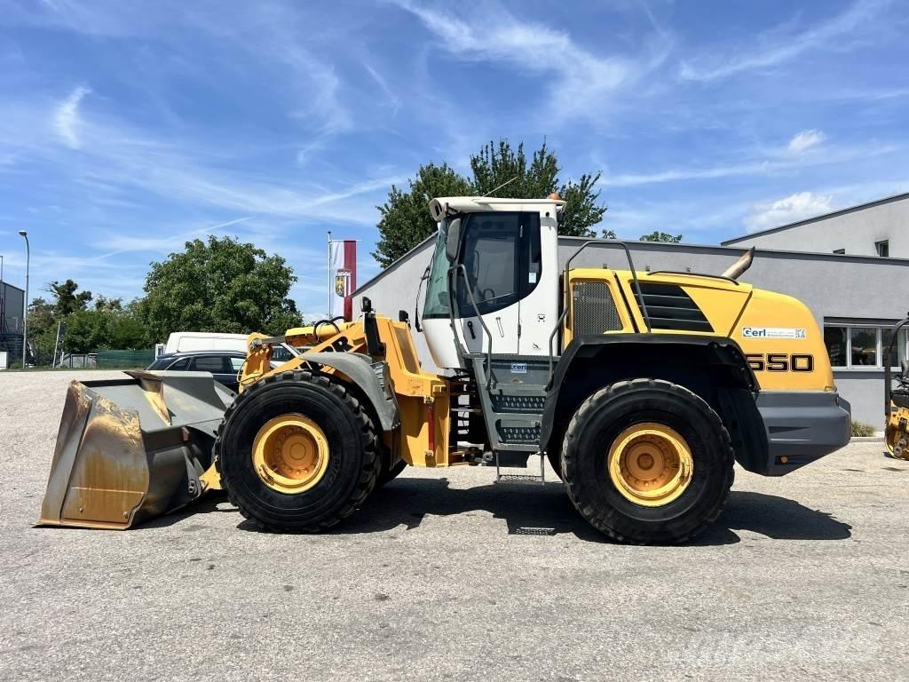 Liebherr L 550 轮式装载机