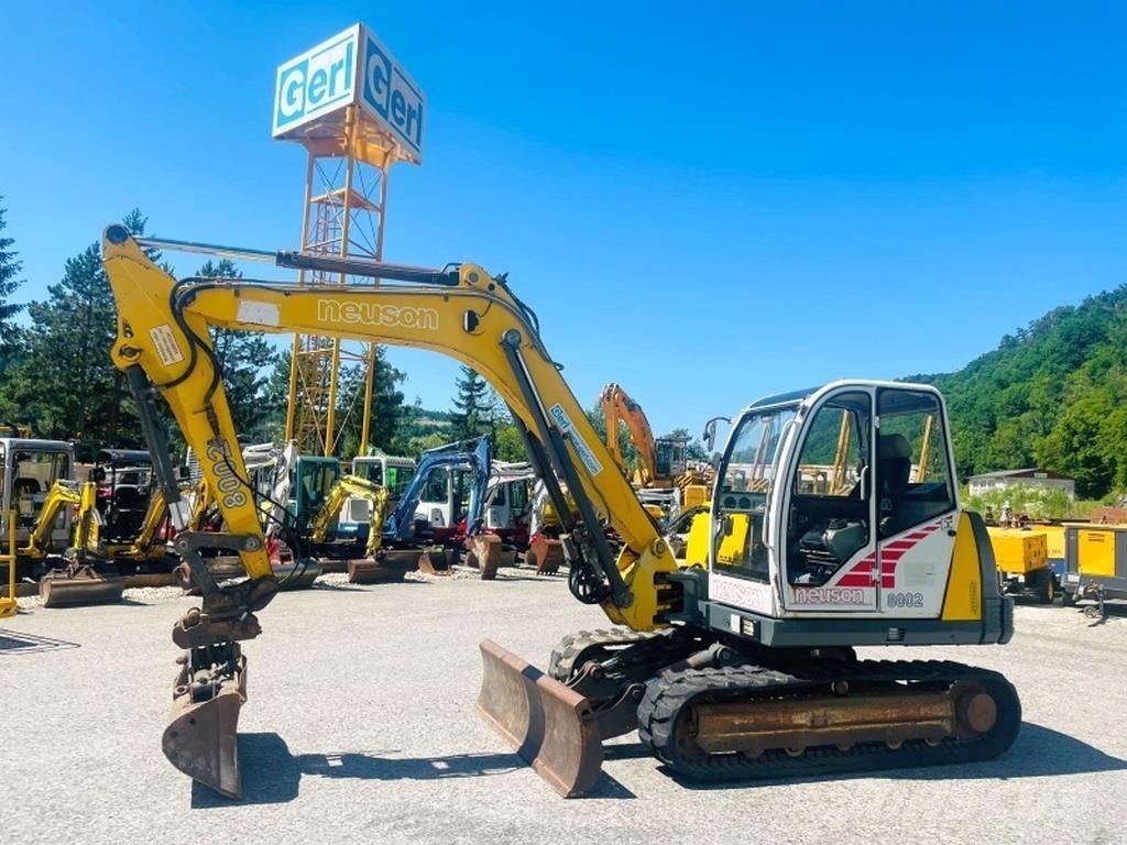 Neuson 8002 RDV 小型挖掘机