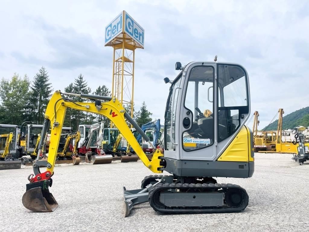 Neuson ET16 小型挖掘机