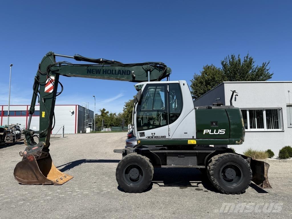 New Holland MH-Plus 轮式挖掘机