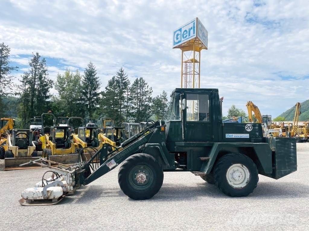 Schaeff ZL8 轮式装载机