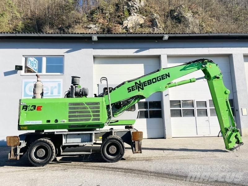 Sennebogen 818E 工业挖掘机