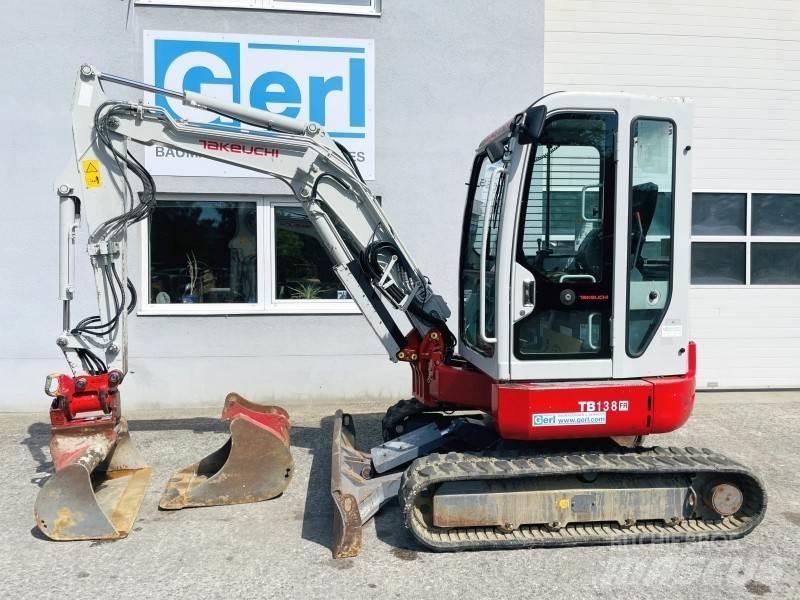Takeuchi TB138FR 小型挖掘机