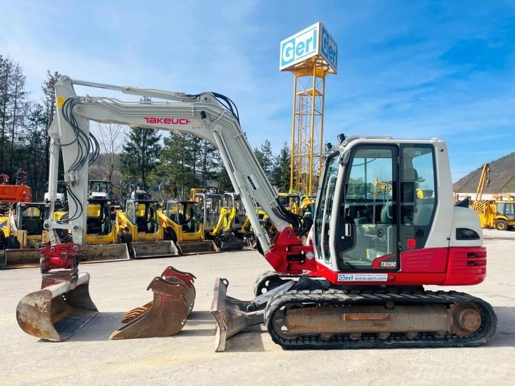Takeuchi TB290 小型挖掘机