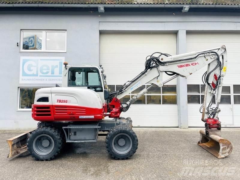 Takeuchi TB295W 轮式挖掘机
