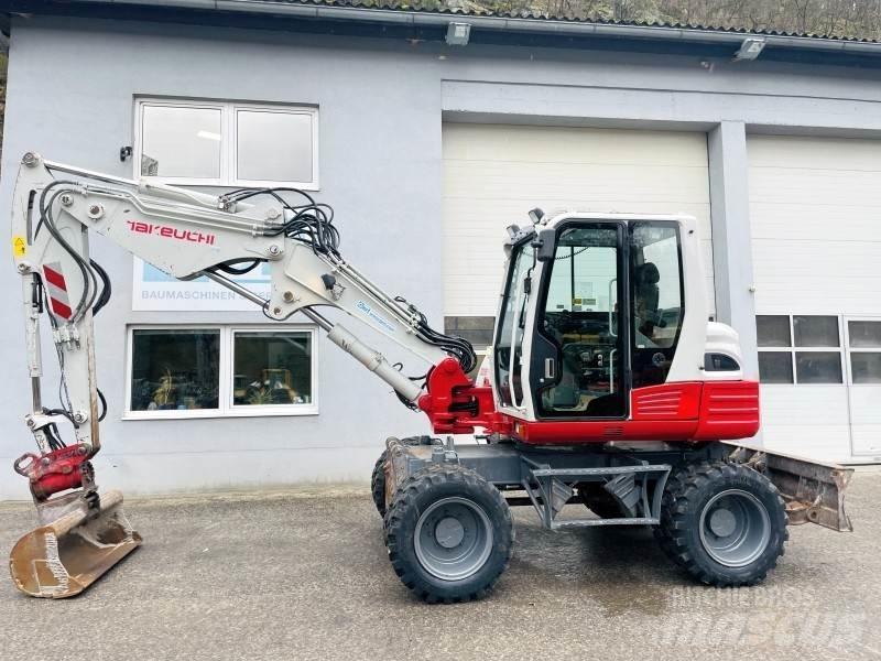 Takeuchi TB295W 轮式挖掘机