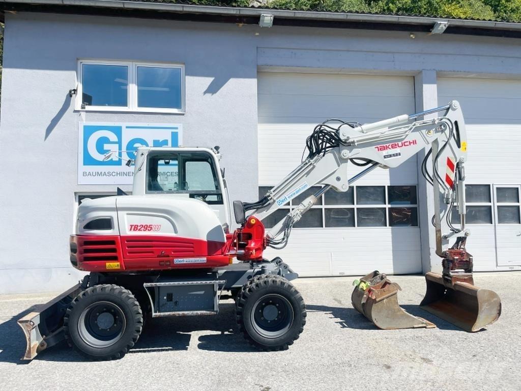Takeuchi TB295W 轮式挖掘机