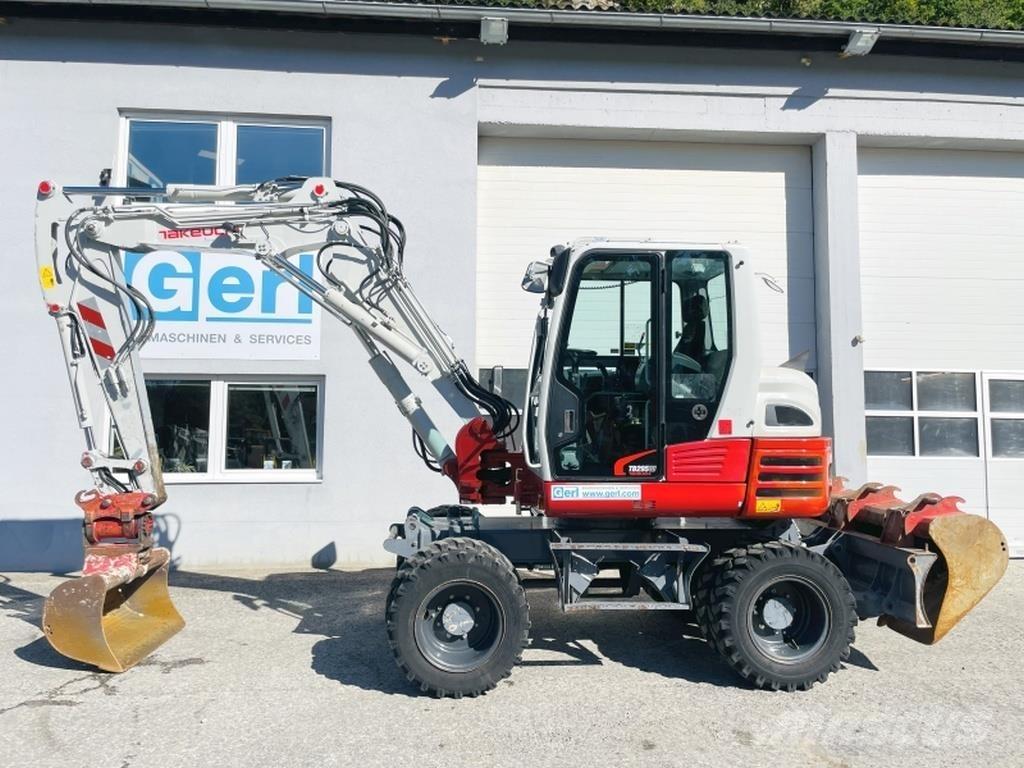 Takeuchi TB295W 轮式挖掘机