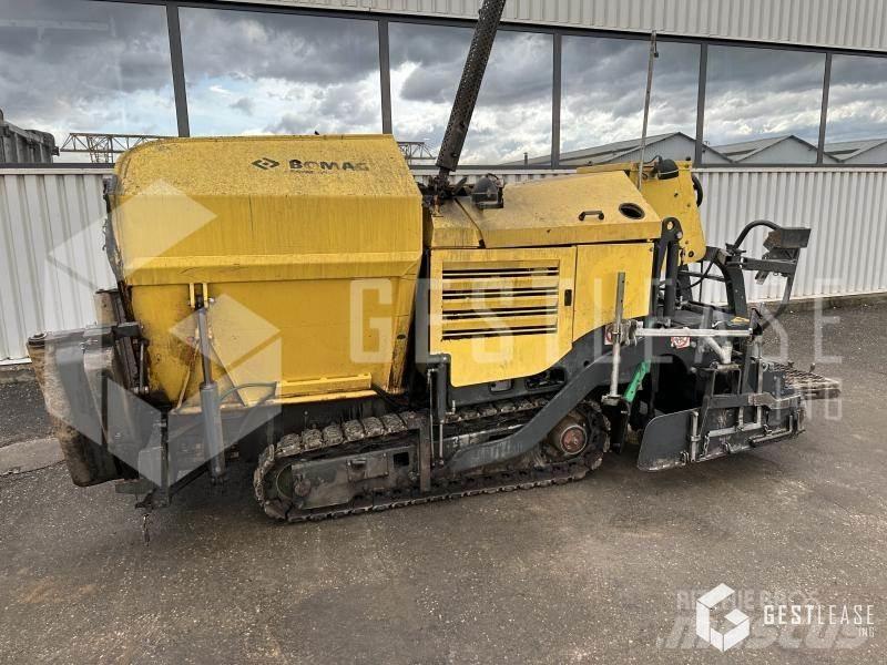 Bomag BF223C 沥青摊铺机