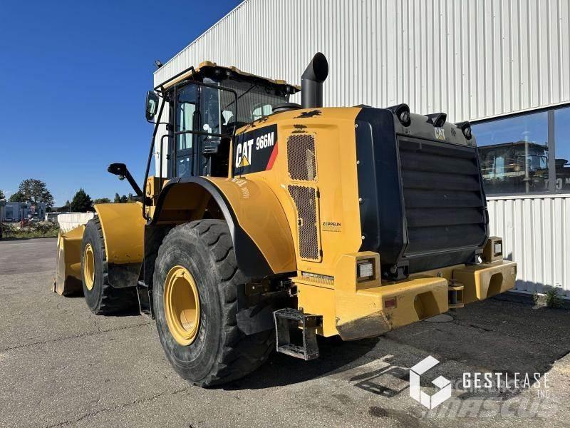 CAT 966M 轮式装载机