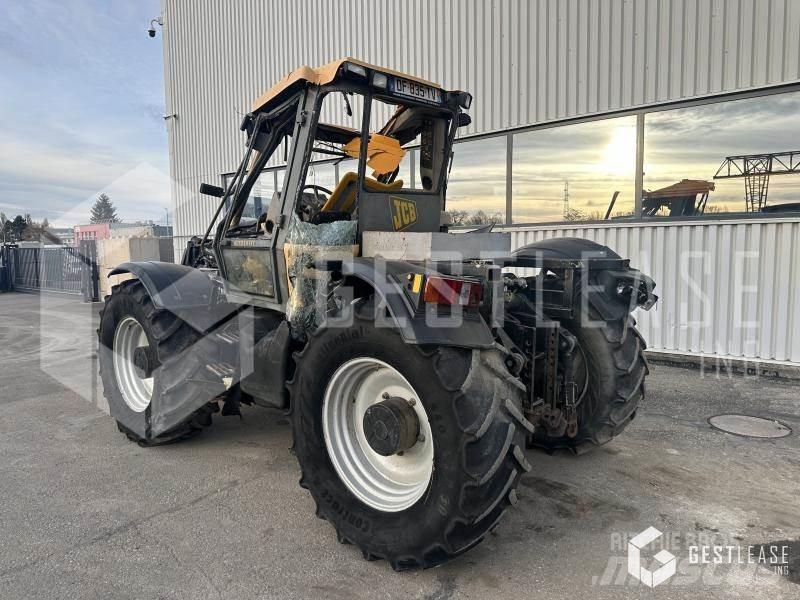 JCB Fastrac 拖拉机/农用车