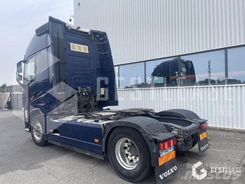 Volvo FH 牵引车