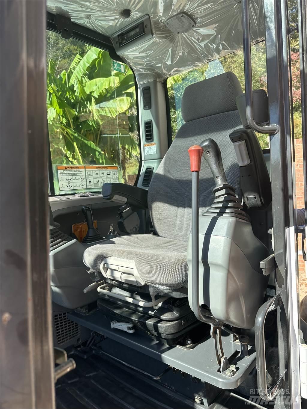 Bobcat E85 履带挖掘机
