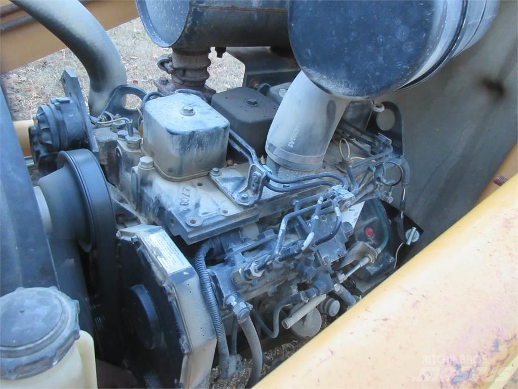 CASE 580L 轮式装载机