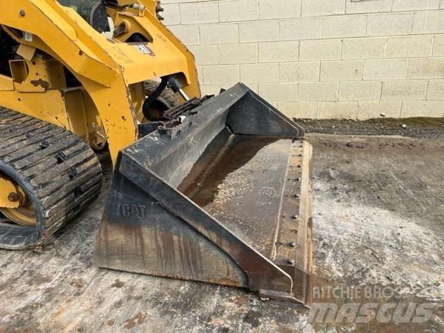 CAT 299D3 滑移装载机
