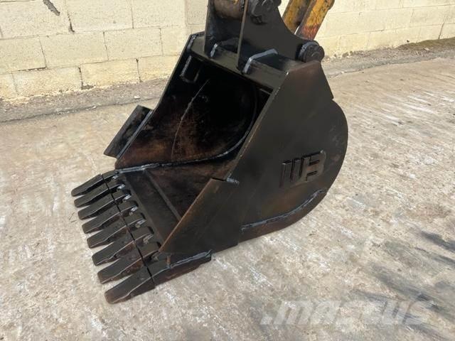 CAT 303.5E2 小型挖掘机
