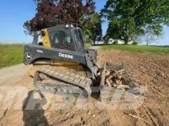 John Deere 333G 滑移装载机