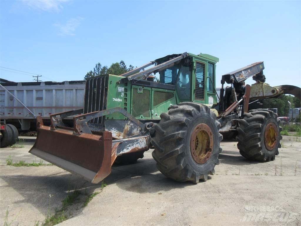 John Deere 748H 粉碎机