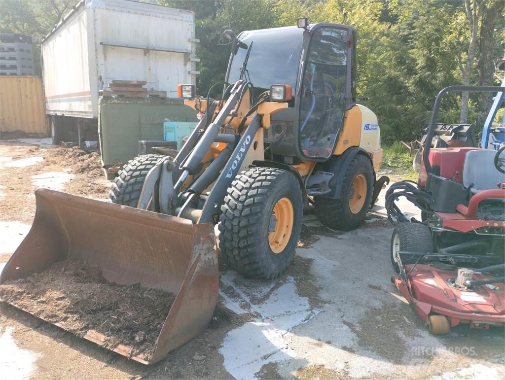 Volvo D20L 轮式装载机