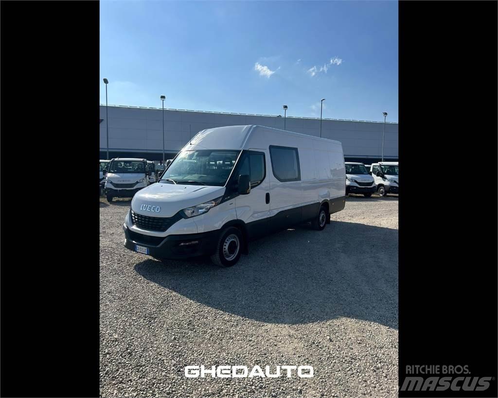 Iveco 35S16 商务面包车