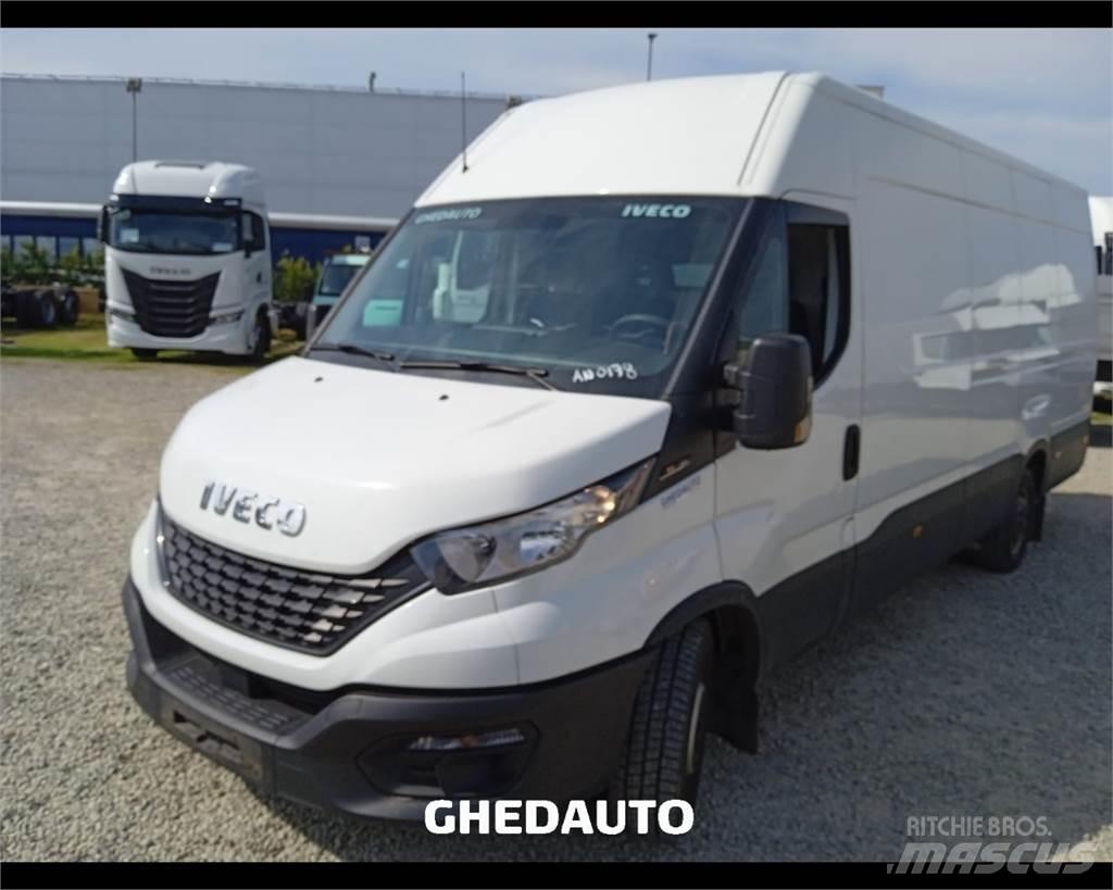Iveco 35S16S V 商务面包车